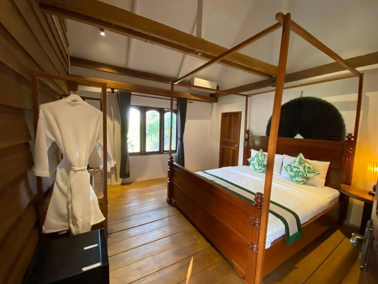 Ganesha Kampot Resort Экстерьер фото